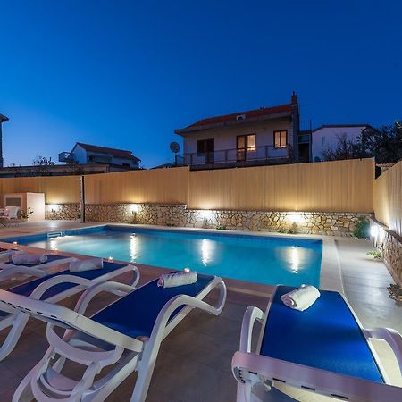 Apartments Pralija زابوريتش المظهر الخارجي الصورة