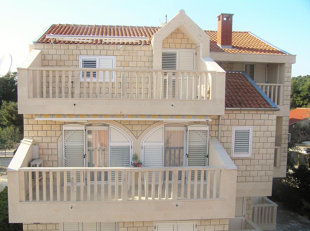 Apartments Pralija زابوريتش المظهر الخارجي الصورة