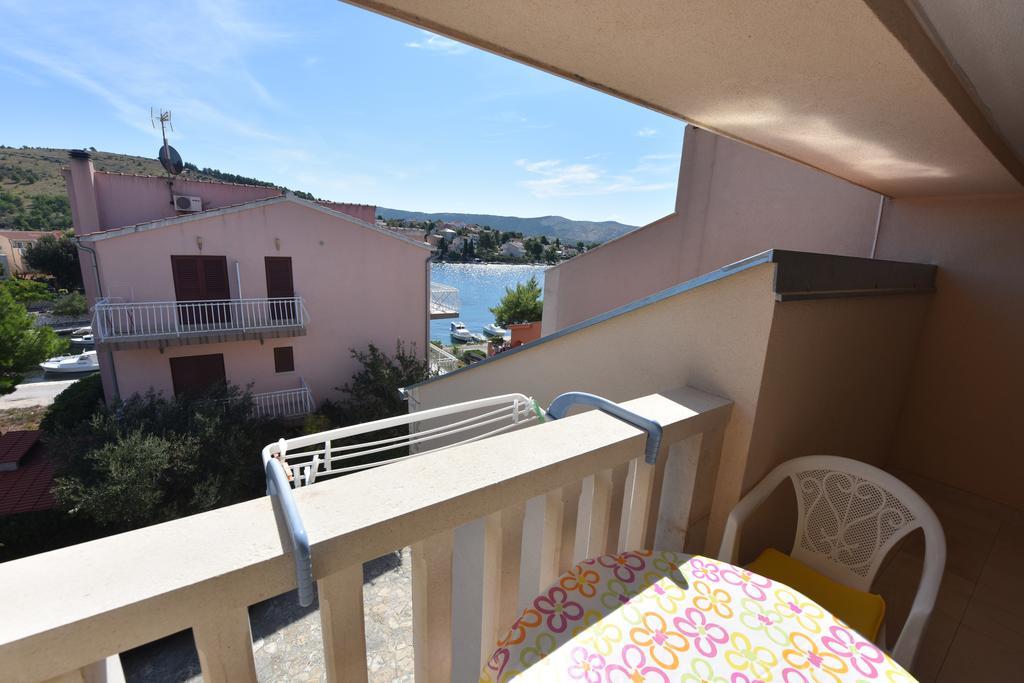 Apartments Pralija زابوريتش المظهر الخارجي الصورة