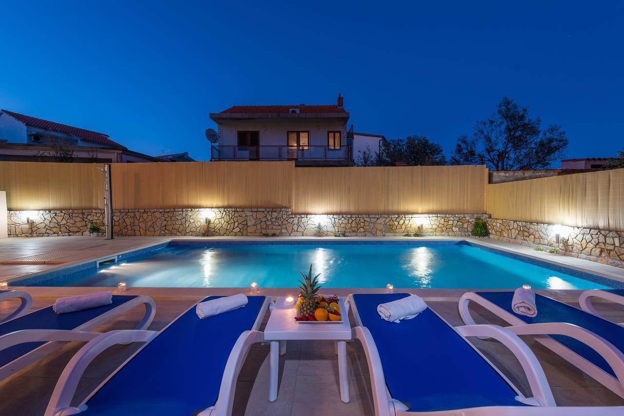 Apartments Pralija زابوريتش المظهر الخارجي الصورة