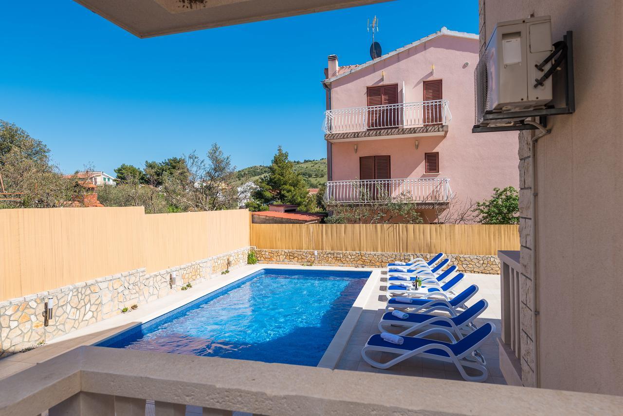 Apartments Pralija زابوريتش المظهر الخارجي الصورة