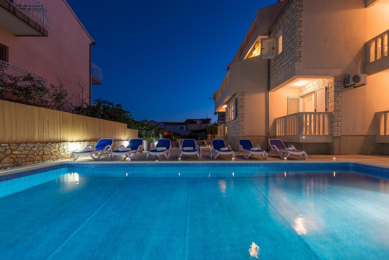 Apartments Pralija زابوريتش المظهر الخارجي الصورة